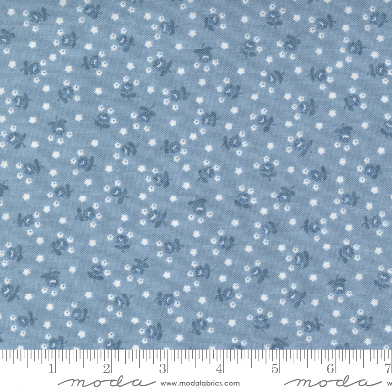 Nantucket Summer Light Blue