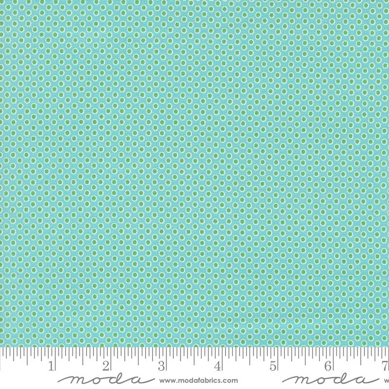 Kitty Christmas Icicle 31204 16 Moda #1