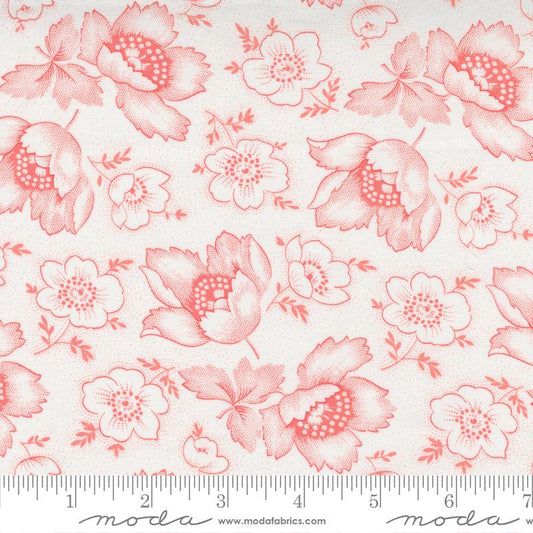 Linen Cupboard Chantilly Strawb 20481 11 Moda #1
