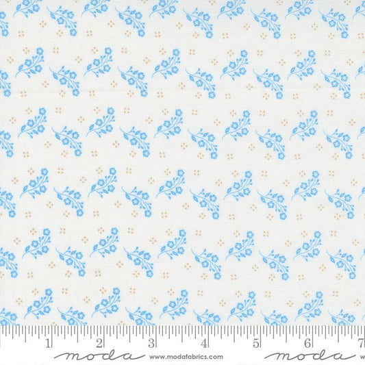 Linen Cupboard Chantilly Cornfl 20484 21 Moda #1